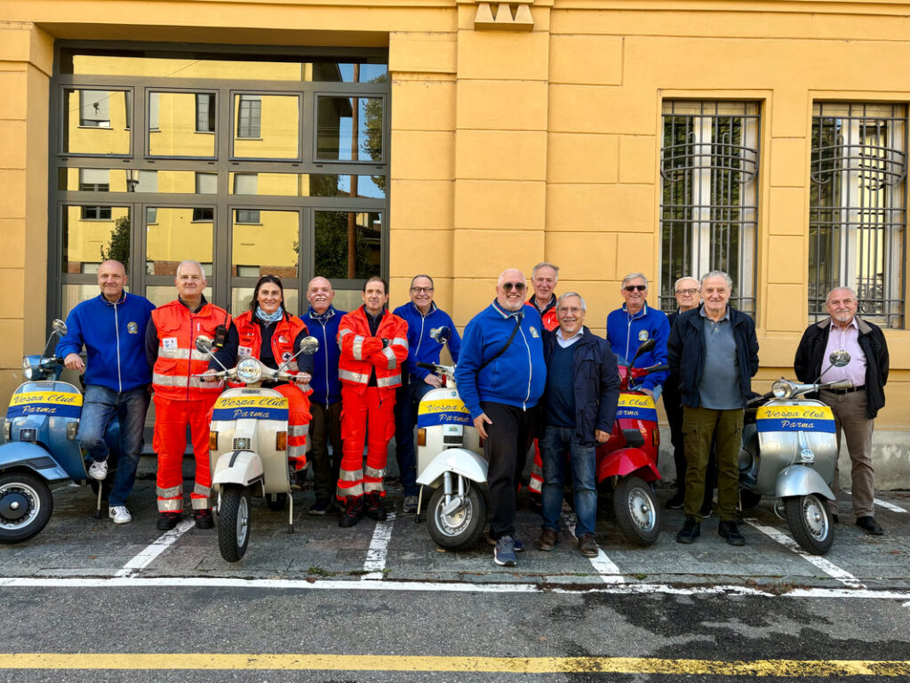 Gli amici del Vespa Club
