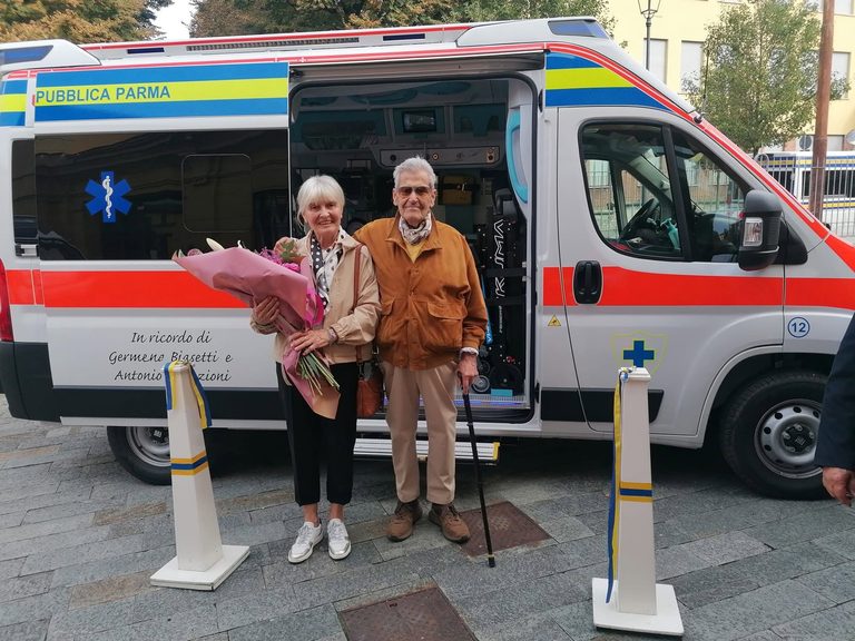 Inaugurata la nuova Papa 12